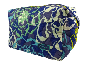 >>> NECESSAIRE MULTIFUNCIONAL AZUL FLORAL MATELASSÊ FORMATO RETANGULAR - LE VANGEE - TAM: (17 X 10 X 10) CM - REF: 11460047 (EAN13:7899700502487)