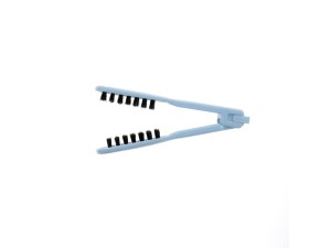 ESCOVA PARA CABELO NA COR AZUL- LE VANGEE (REF:11330055) - EAN13: 7899700508984